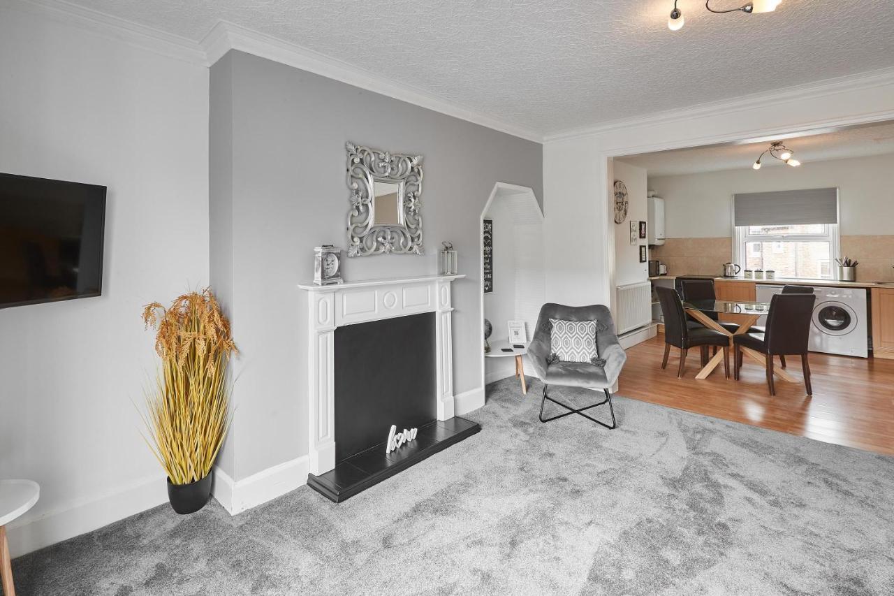 Glencoe Holiday Apartments 휫비 외부 사진